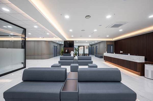 3층 원무과 로비